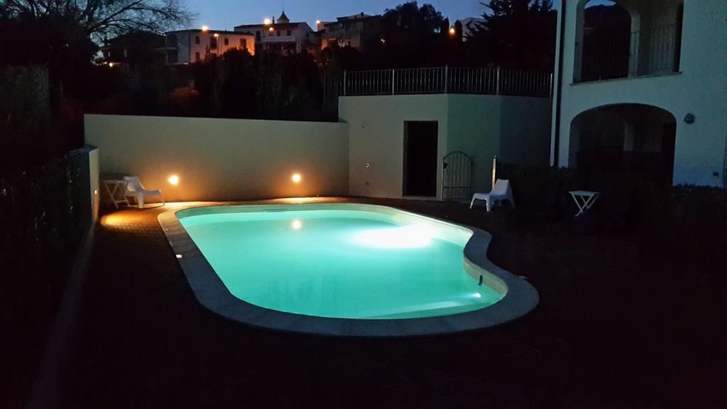 Gf Apartments La Vigna บาเดซี ภายนอก รูปภาพ